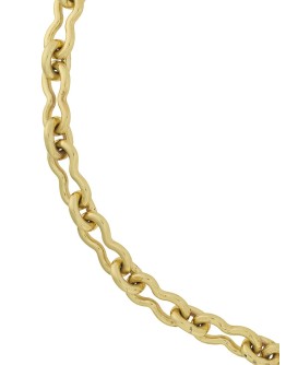 small chain-link bracelet