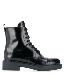 lace-up ankle boots