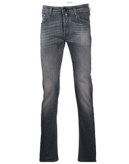 stonewashed skinny jeans