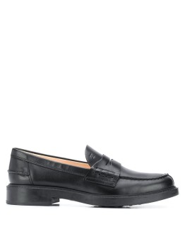 leather classic loafers
