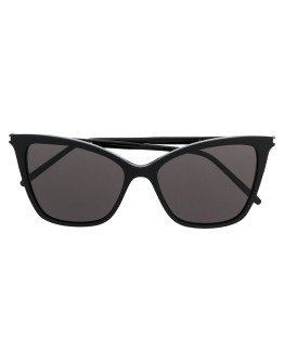 cat-eye sunglasses