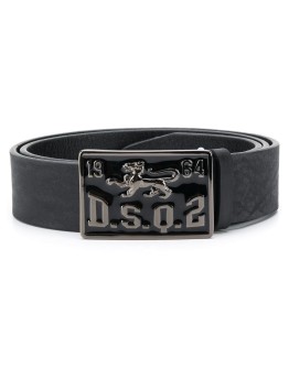 logo plaque embossed detail belt