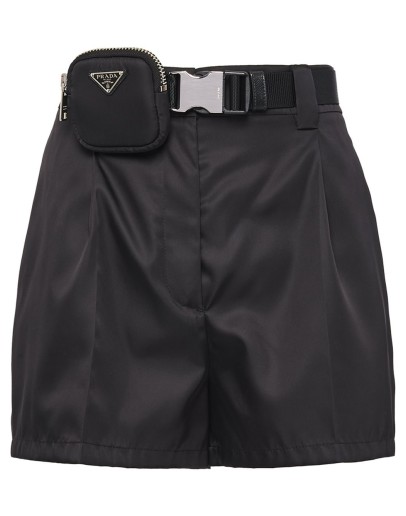logo-pouch belted shorts