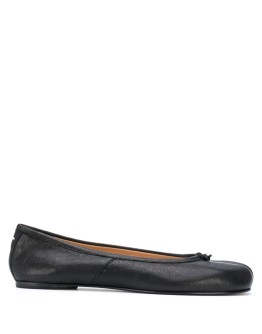 Tabi ballet flats
