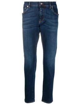 straight leg jeans
