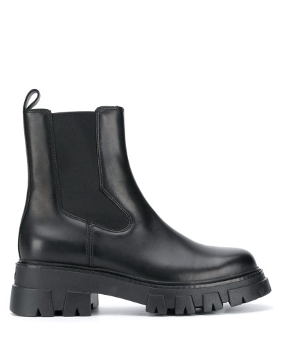 Loyd Chelsea boots