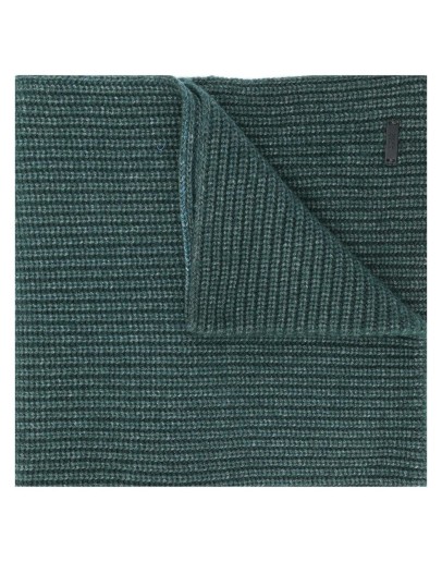 chunky knit scarf