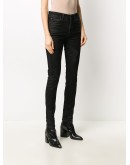 skinny fit jeans