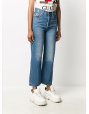 straight-fit jeans