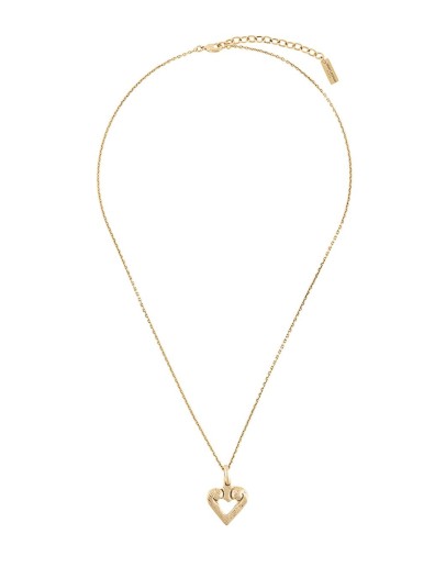 heart-shaped pendant necklace