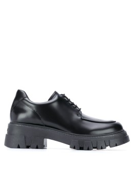 lace-up chunky shoes