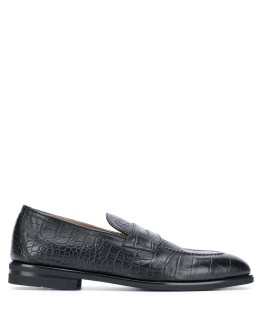 crocodile effect penny loafers 