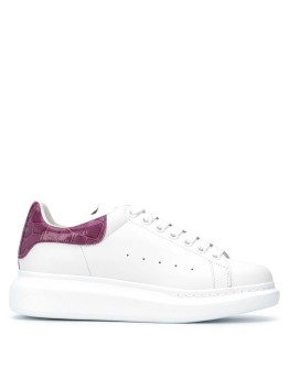 Oversized low-top sneakers