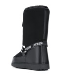 logo snow boots