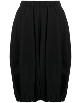 cocoon shape knee-length shorts