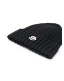 ribbed logo-patch beanie