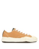 contrast panel low top sneakers