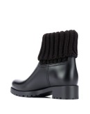 ribbed knit detail booties