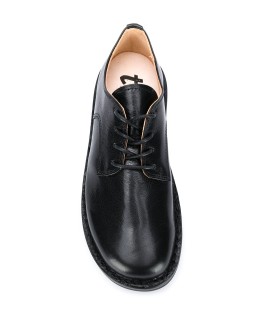 lace-up shoes
