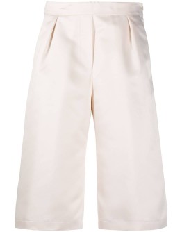 pleated knee-length shorts