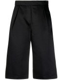 pleated knee-length shorts