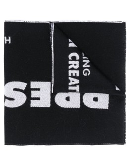 graphic-print knitted scarf 