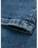  skinny-fit jeans 