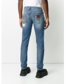  skinny-fit jeans 