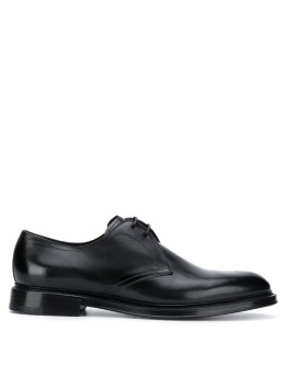 lace-up Oxford shoes