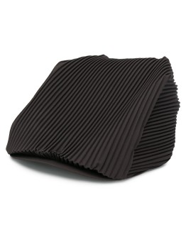 pleated flat cap