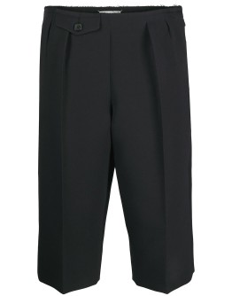 tailored knee-length shorts