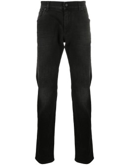 slim-fit jeans