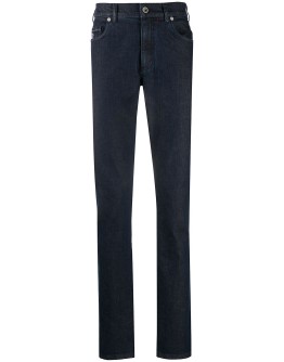 slim fit jeans