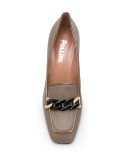 square toe chain detail pumps