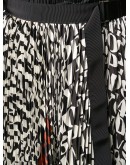 script print pleated skirt 