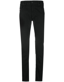 slim-fit jeans