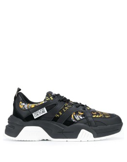 low-top lace-up sneakers