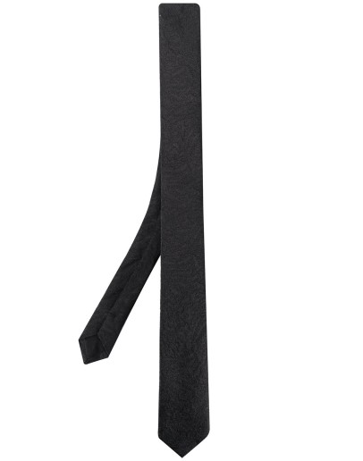 skinny tie