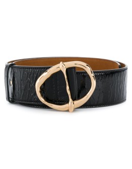 buckle detail belt