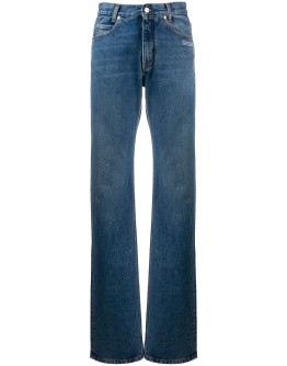 mid-rise boyfriend jeans