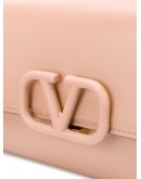 logo-plaque leather shoulder bag