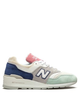 M997SOA “Seasonal Colors” low-top sneakers