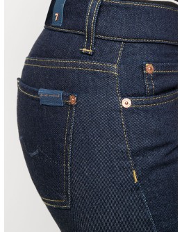 slim fit jeans