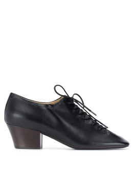 square toe lace-up shoes