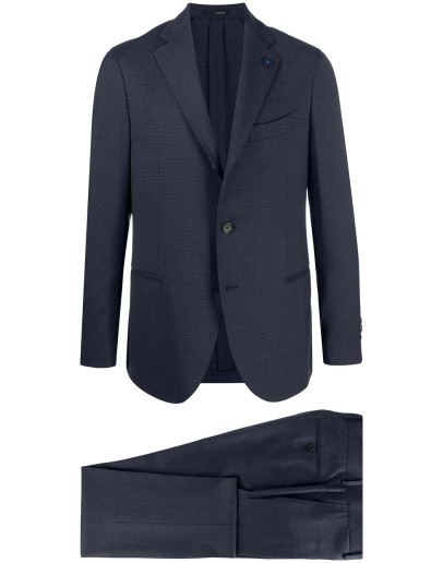 single-breasted fitted suit