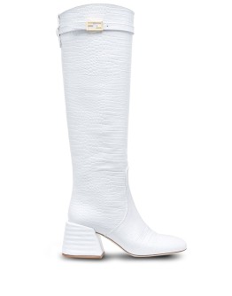 crocodile-effect boots